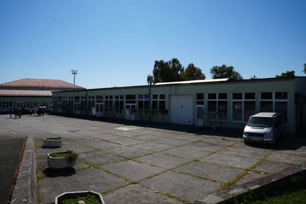 BRODSKO-POSAVSKA ŽUPANIJA NASTAVLJA S ENERGETSKOM OBNOVOM ŠKOLA