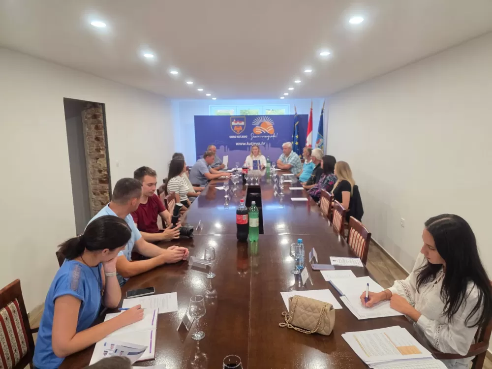 Požega.eu | Uz odluke o zahvalnicama, nagradama i javnim priznanjima Grada Kutjeva prihvaćeno i Polugodišnje izvješće o izvršenju proračuna 