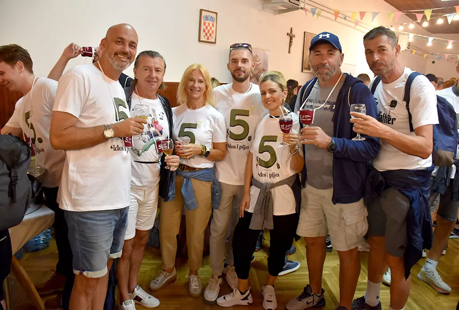 (FOTOGALERIJA) ”Ideš i piješ” umjesto u vinogorju održana u Vatrogasnom domu