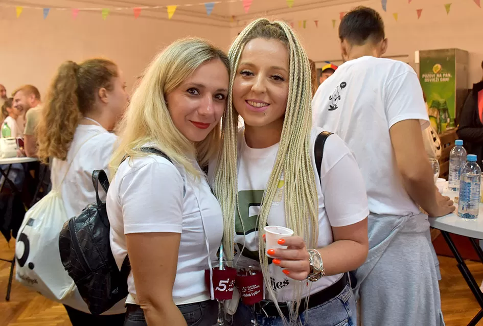 (FOTOGALERIJA) ”Ideš i piješ” umjesto u vinogorju održana u Vatrogasnom domu