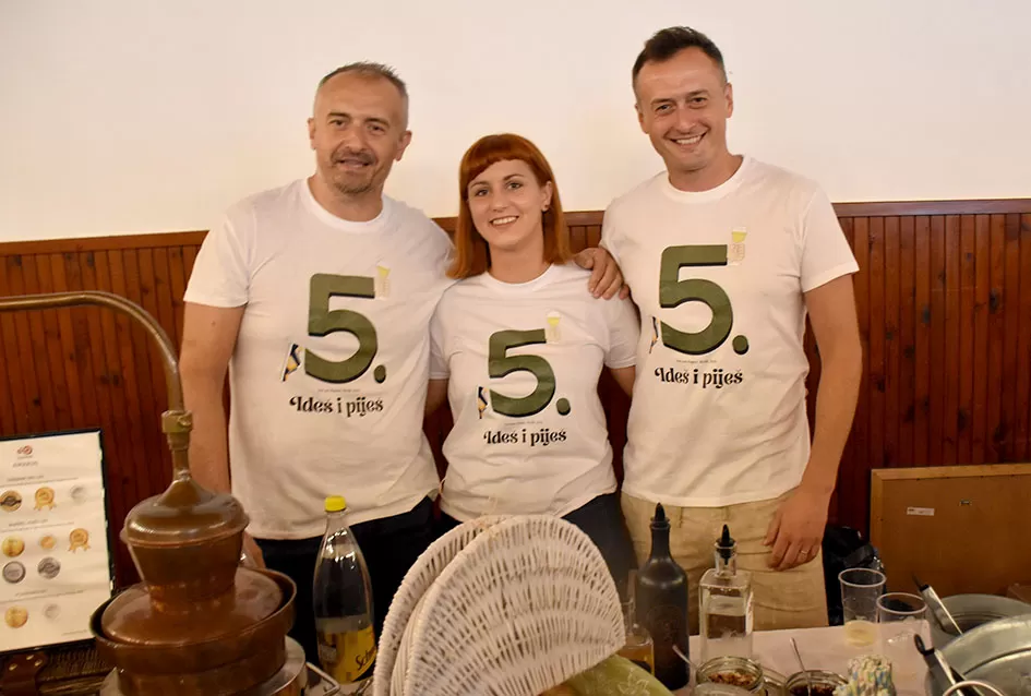 (FOTOGALERIJA) ”Ideš i piješ” umjesto u vinogorju održana u Vatrogasnom domu