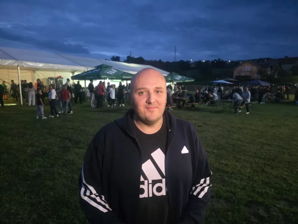 Slatinjanke iz Donjeg Slatnika skuhale najbolji čobanac u Tomici: „Uz sve što treba stavile smo u čobanac i obilje ljubavi“