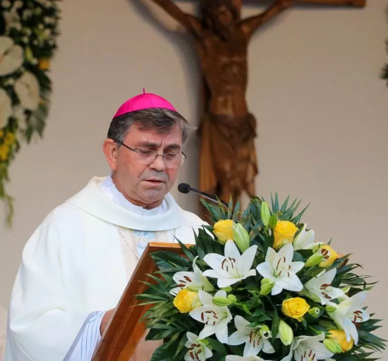(FOTOGALERIJA) Središnjim euharistijskim slavljem i zavjetnom procesijom završena jubilejska Devetnica Gospi od Suza