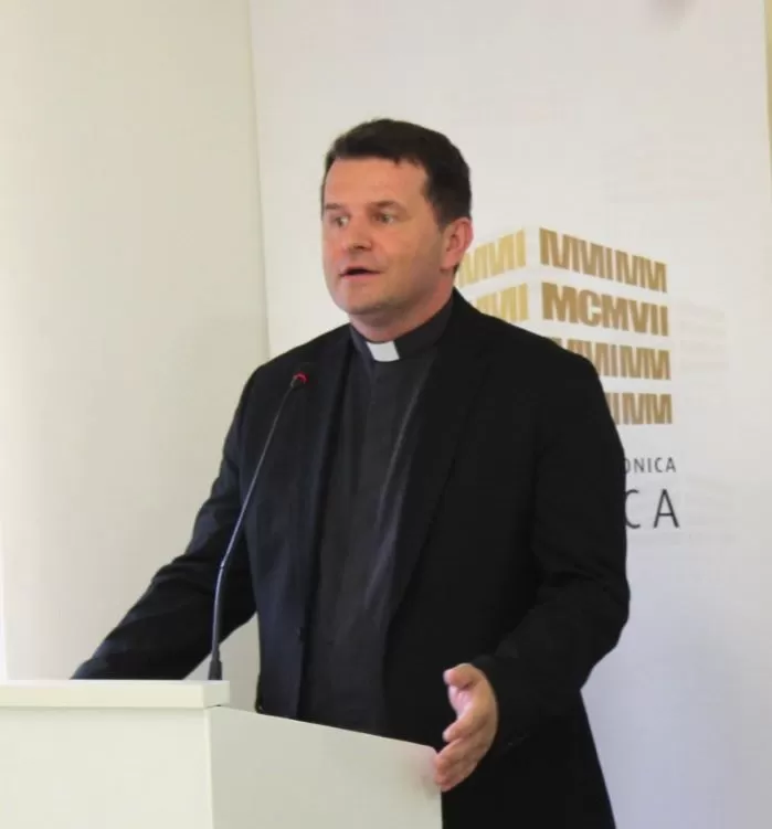 Održano predstavljanje slikovnice ʼMajčine suze-vrelo naše radostiʼ 