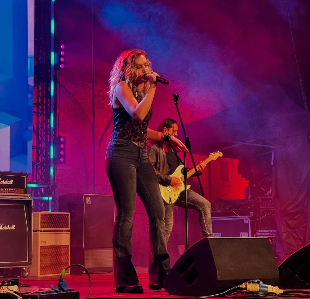 ZAVRŠIO 9. SLAVONIJA FEST CMC 200 - Oduševile mlade rock snage i Denis&Denis