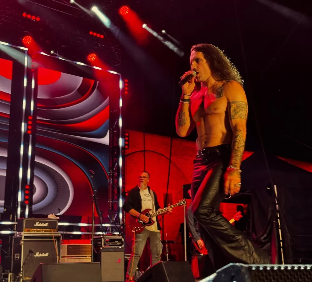 ZAVRŠIO 9. SLAVONIJA FEST CMC 200 - Oduševile mlade rock snage i Denis&Denis