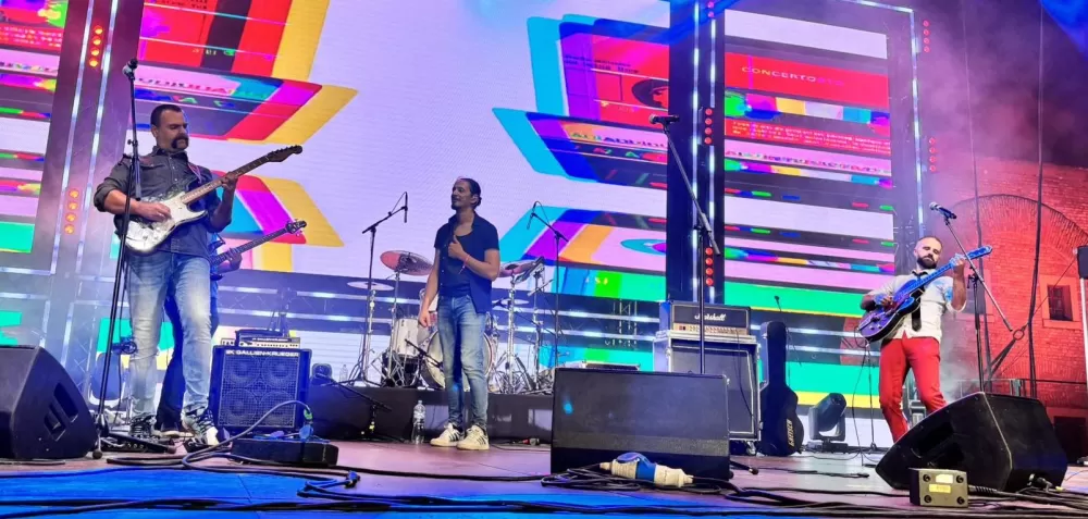 ZAVRŠIO 9. SLAVONIJA FEST CMC 200 - Oduševile mlade rock snage i Denis&Denis