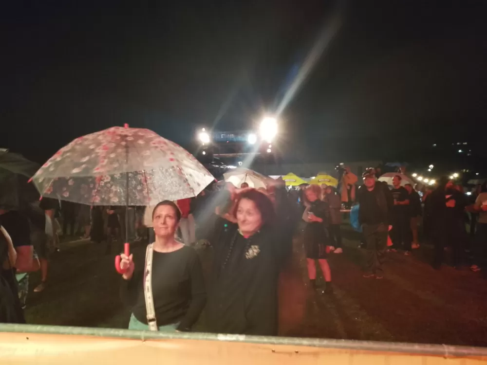 ZAVRŠIO 9. SLAVONIJA FEST CMC 200 - Oduševile mlade rock snage i Denis&Denis