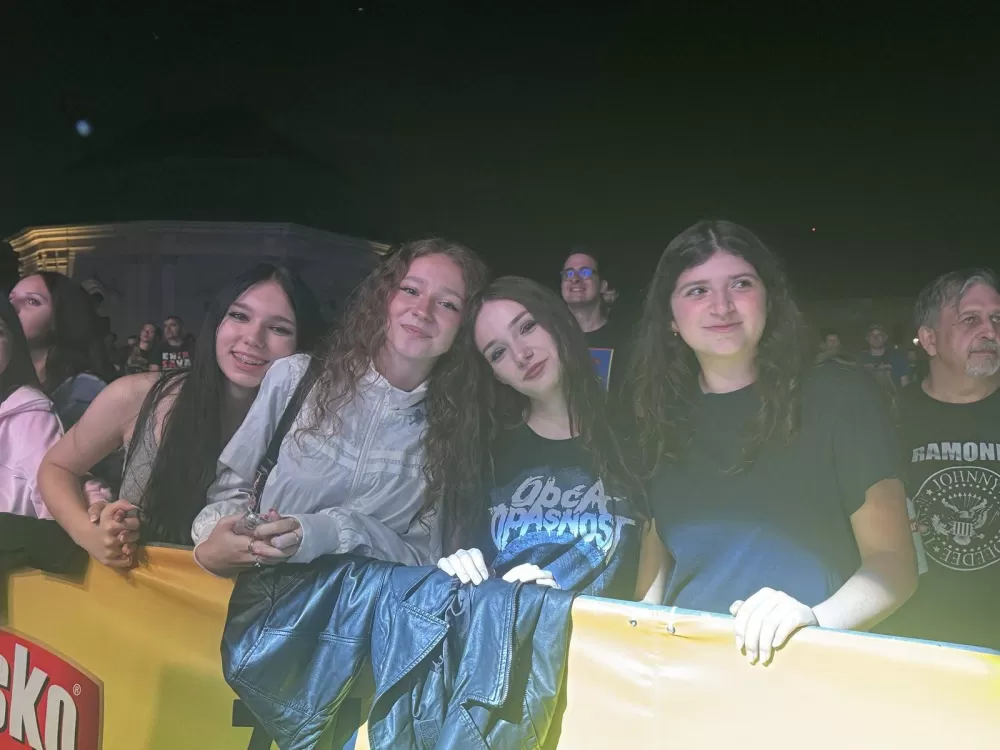 ZAVRŠIO 9. SLAVONIJA FEST CMC 200 - Oduševile mlade rock snage i Denis&Denis