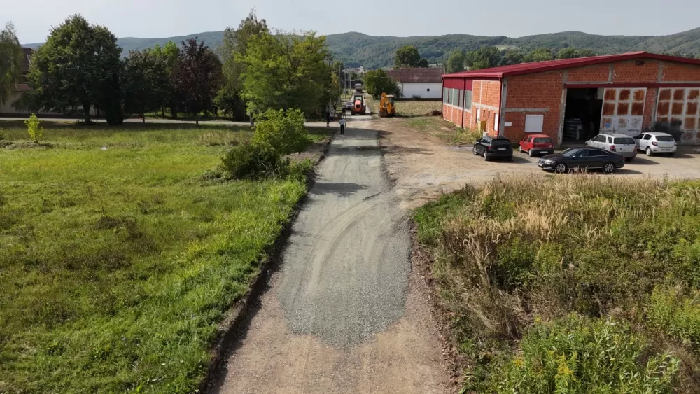 Uz rekonstrukciju dijela ulice V. Nazora u Jakšiću izgradnja i kanalizacijske mreže kao i u Ulici Baruna Trenka