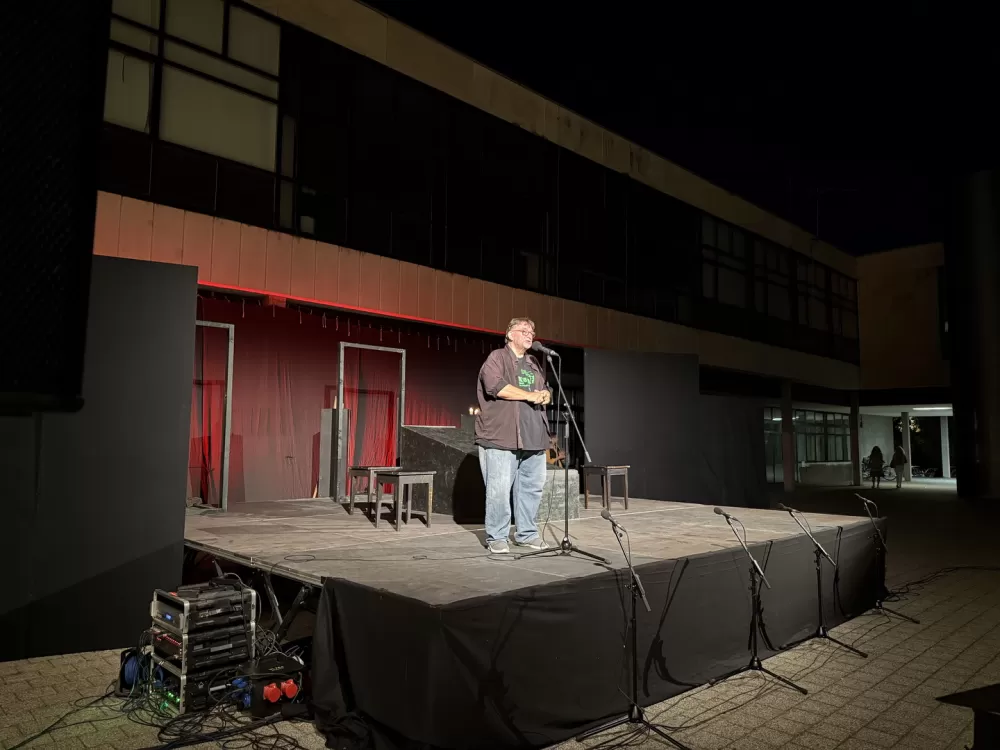 Uspješno otvoren 18. Festival amaterskih kazališta – Prva večer obilježena izvedbom predstave „Narikače“