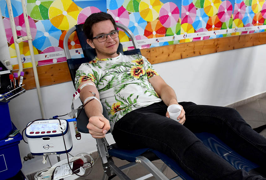 TRODNEVNA AKCIJA DARIVANJA KRVI U POŽEŠKOM CRVENOM KRIŽU: Ponovo izuzetan odaziv [FOTO]