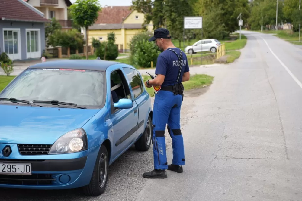 S kompletnom opremom i uređajima provedena policijska represivna akcija na više od 40 lokacija na području Brodsko-posavske županije