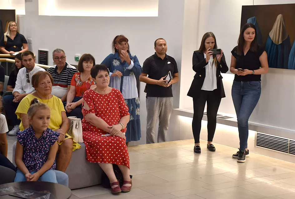 Akademska slikarica, Monika Taborski, Požežanka sa zagrebačkom adresom izlaže u Požegi 