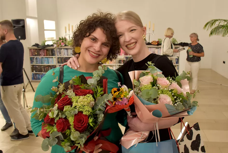 Akademska slikarica, Monika Taborski, Požežanka sa zagrebačkom adresom izlaže u Požegi 