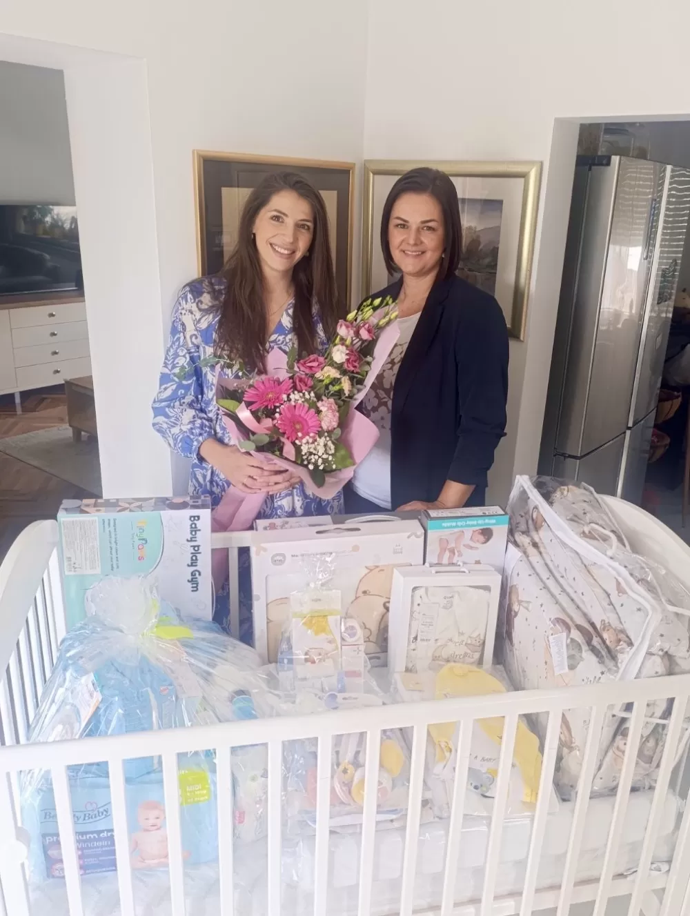 Slavonski Brod i dalje uz roditelje – nova podjela opreme za bebe
