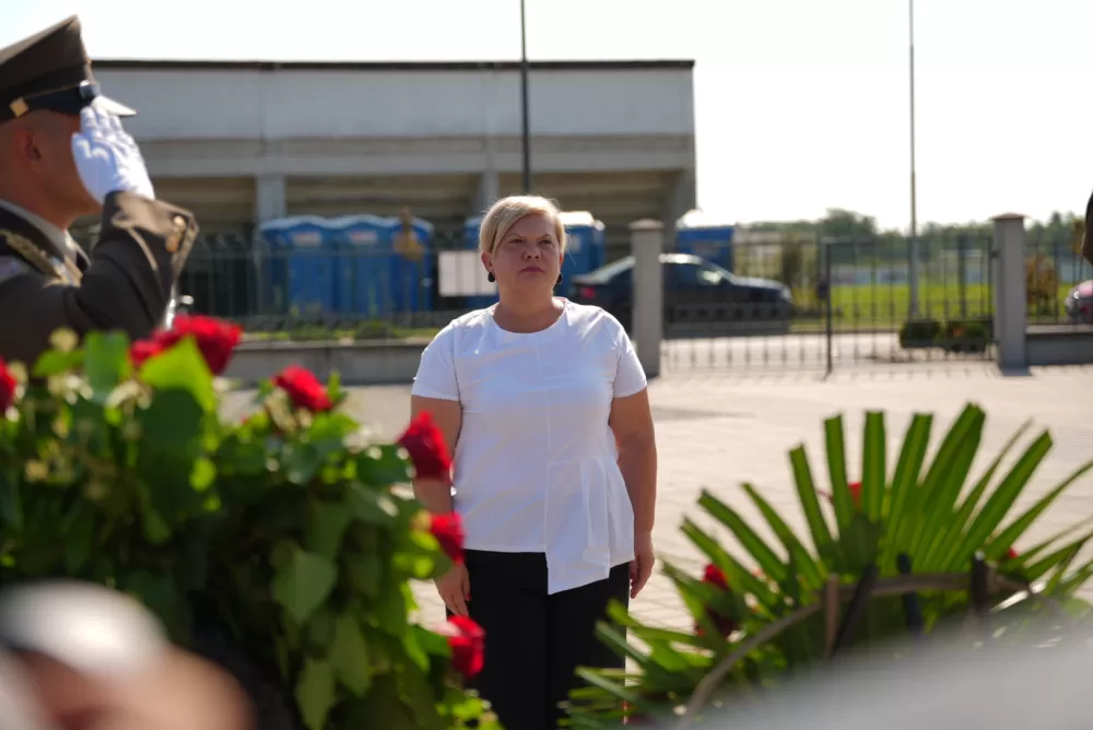 Uz pripadnike Počasno zaštitne bojne u Kutjevu visoki dužnosnici položili vijence i zapalili svijeće na Groblju sv. Marka 