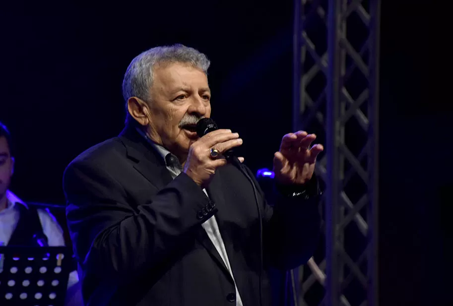 Za najgizdaviju Šokicu izabrana Angela Butorac iz Starih Mikanovaca, prvu pratilju Eva Svjetličić iz Jakšića, a drugu Veronika Mataić iz Starog Topolja