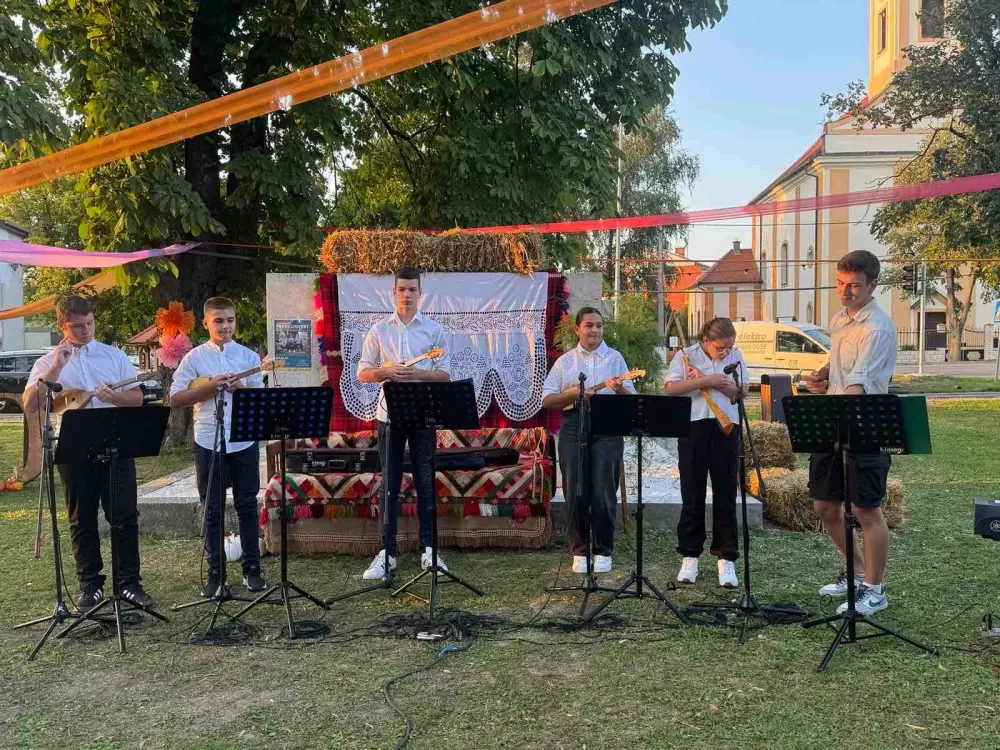 “Bablje ljeto” u Donjim Andrijevcima nadmašilo sva očekivanja