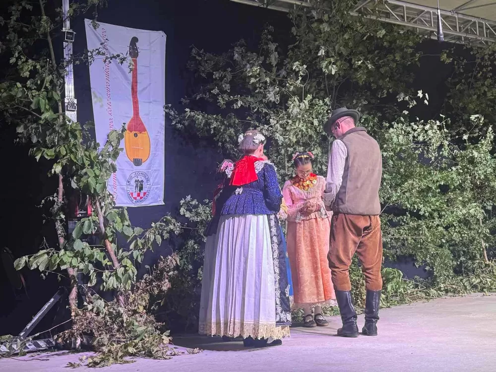 “Bablje ljeto” u Donjim Andrijevcima nadmašilo sva očekivanja