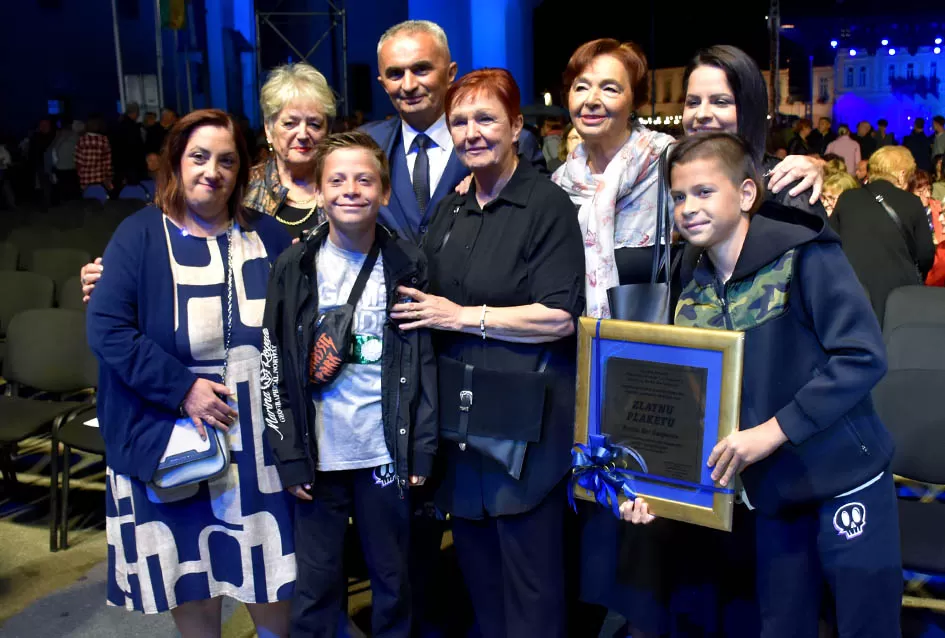(FOTOGALERIJA) Festivalski koncert u čast Ćiri Gašparcu- obitelji plaketa zahvale za njegov doprinos glazbenoj baštini