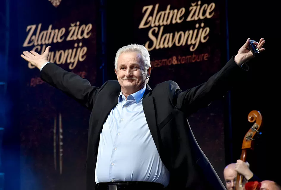 (FOTOGALERIJA) Festivalski koncert u čast Ćiri Gašparcu- obitelji plaketa zahvale za njegov doprinos glazbenoj baštini