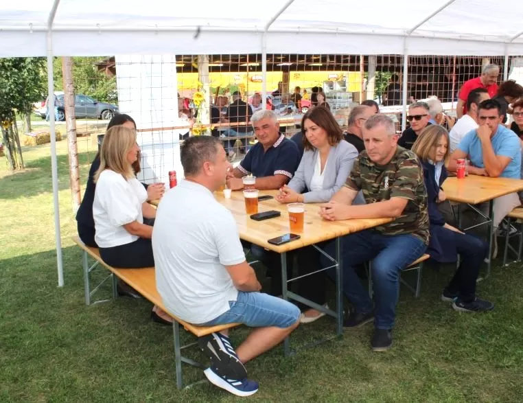 (FOTOGALERIJA) Na sedmoj „Iššijadi“ u Ruševu pobjednik Dom za odrasle osobe Ljeskovica