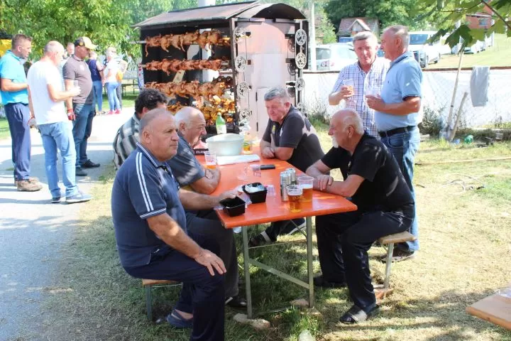 (FOTOGALERIJA) Na sedmoj „Iššijadi“ u Ruševu pobjednik Dom za odrasle osobe Ljeskovica