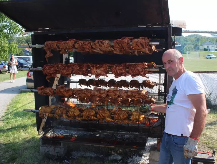 (FOTOGALERIJA) Na sedmoj „Iššijadi“ u Ruševu pobjednik Dom za odrasle osobe Ljeskovica