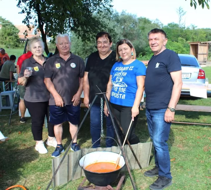 (FOTOGALERIJA) Na sedmoj „Iššijadi“ u Ruševu pobjednik Dom za odrasle osobe Ljeskovica