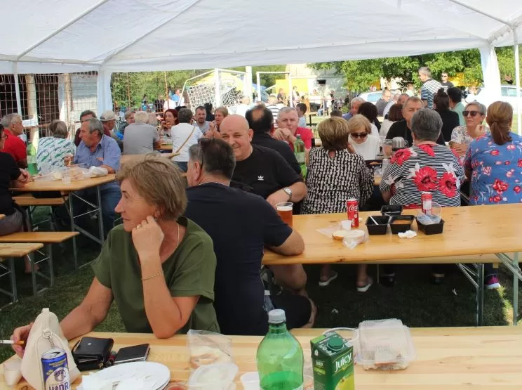 (FOTOGALERIJA) Na sedmoj „Iššijadi“ u Ruševu pobjednik Dom za odrasle osobe Ljeskovica