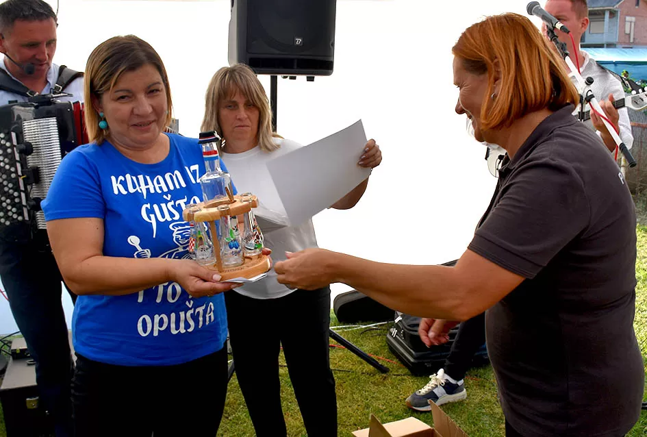 (FOTOGALERIJA) Na sedmoj „Iššijadi“ u Ruševu pobjednik Dom za odrasle osobe Ljeskovica