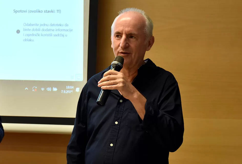 (VELIKA FOTOGALERIJA) Zlatne žice  Slavonije iznjedrile nove tamburaške hitove