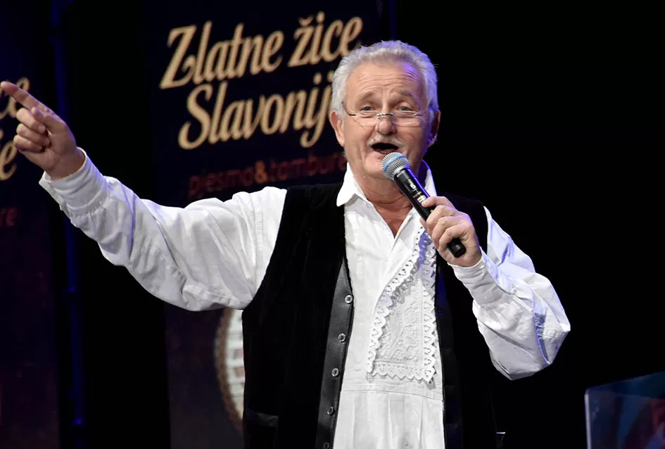 (VELIKA FOTOGALERIJA) Zlatne žice  Slavonije iznjedrile nove tamburaške hitove