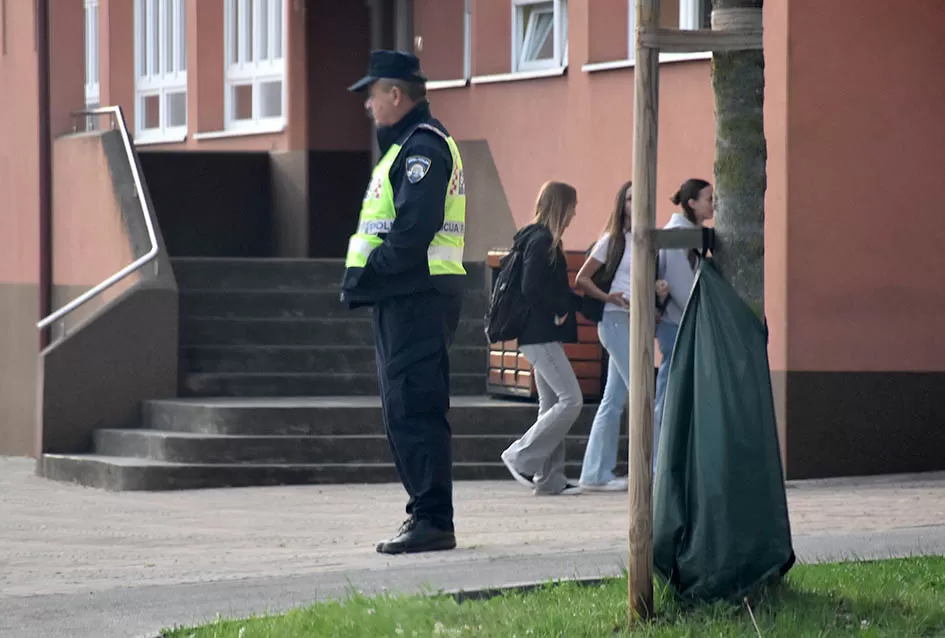 Sigurno do škole: Policijski službenici provode preventivnu akciju 