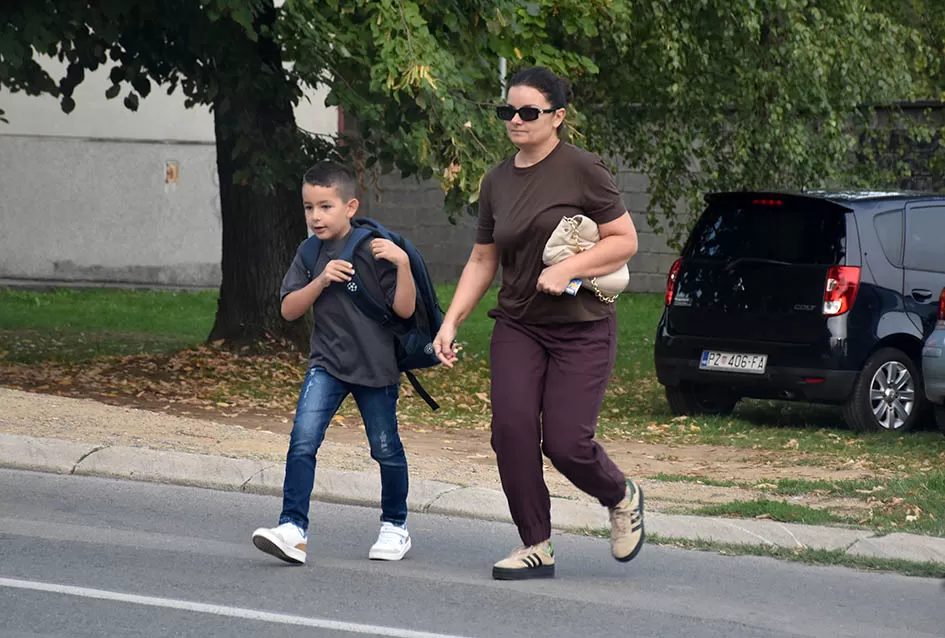 Sigurno do škole: Policijski službenici provode preventivnu akciju 