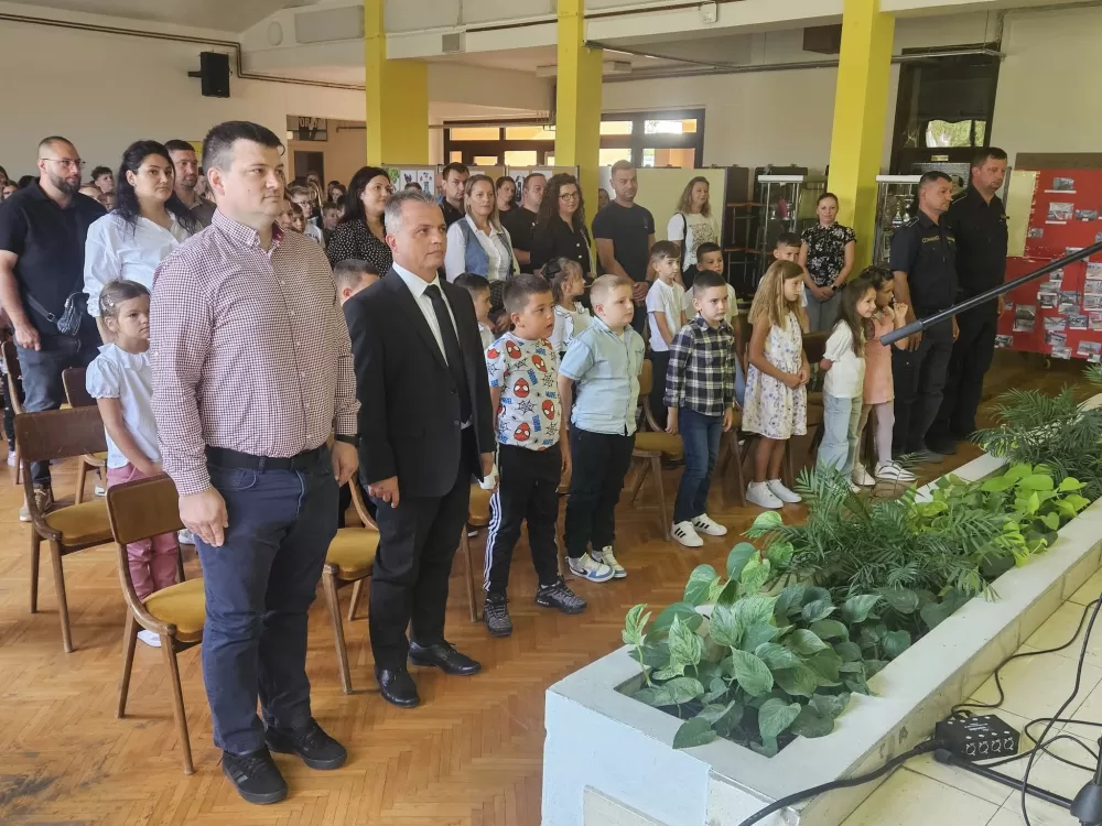 Slavonsko-brodska televizija darivala prvašiće