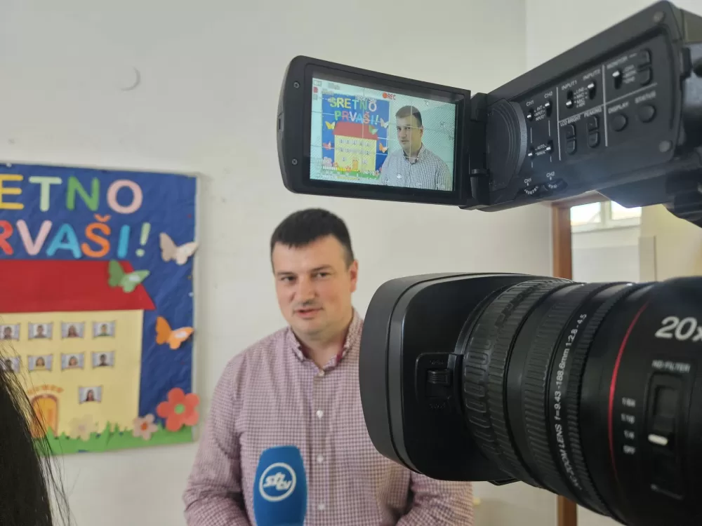 Slavonsko-brodska televizija darivala prvašiće
