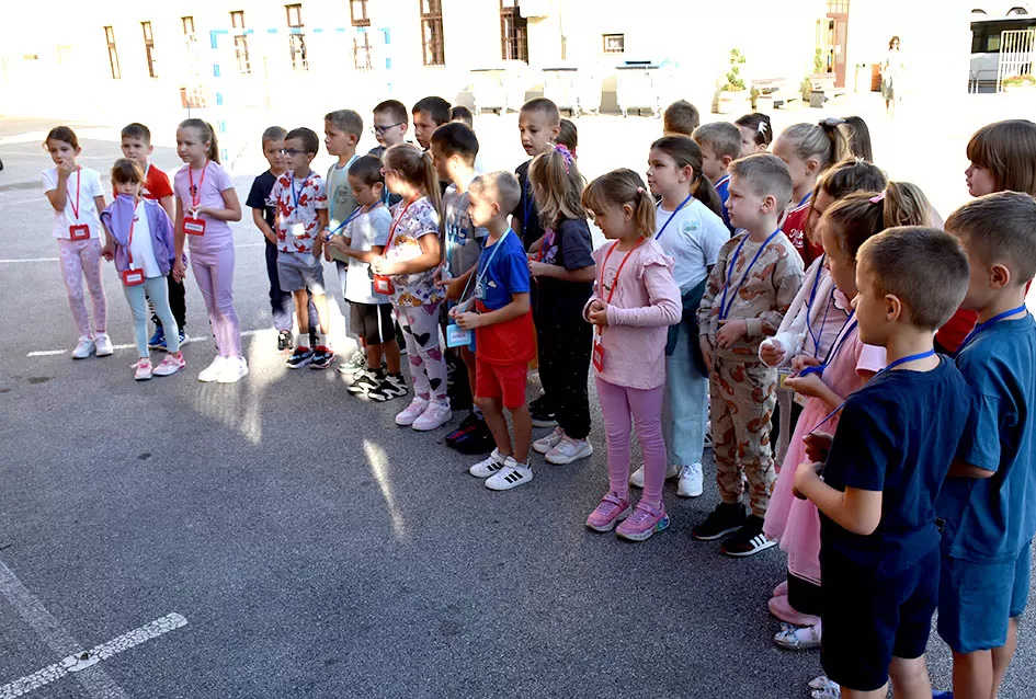 AKCIJA HAK-a: Zaštitimo prvašiće koji se prvi puta pojavljuju samostaln u prometu