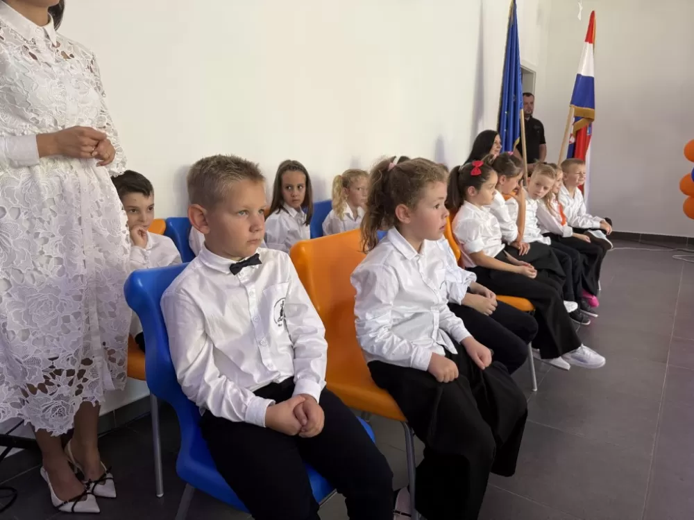 Svečano otvorena Katolička osnovna škola Andrije Živkovića u Slavonskom Brodu