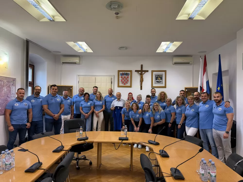 SB Online | Održan prijem za Udrugu lađara Marsonia u znak priznanja za sportske uspjehe