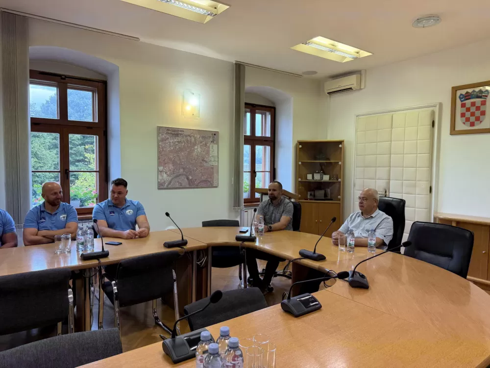 Održan prijem za Udrugu lađara Marsonia u znak priznanja za sportske uspjehe