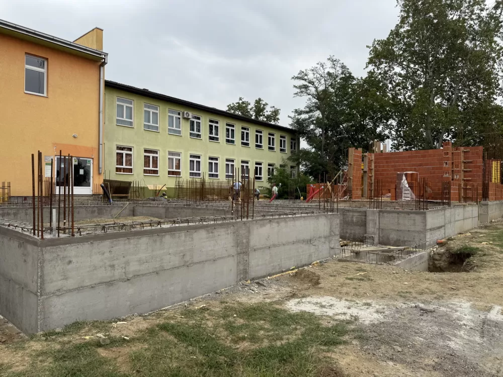 Radovi na dogradnji Osnovne škole „Đuro Pilar“ napreduju prema planu