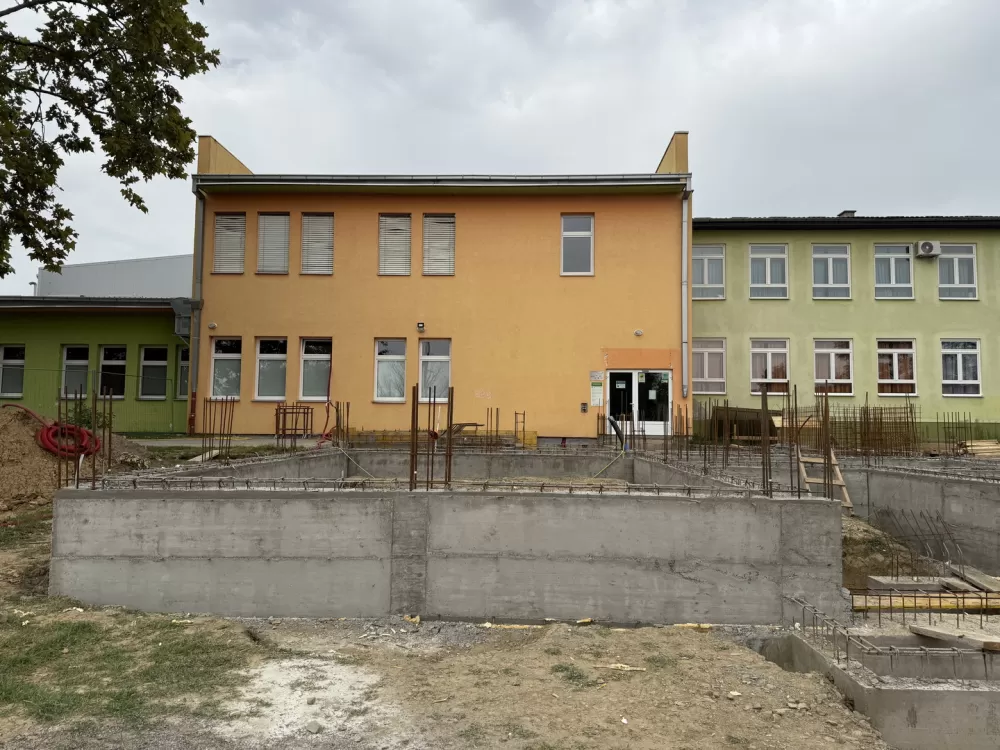 Radovi na dogradnji Osnovne škole „Đuro Pilar“ napreduju prema planu