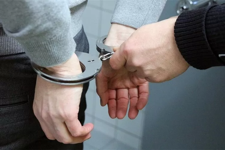 SB Online | Uhićeni roditelji dvogodišnjeg djeteta - slijedi li istražni zatvor!?