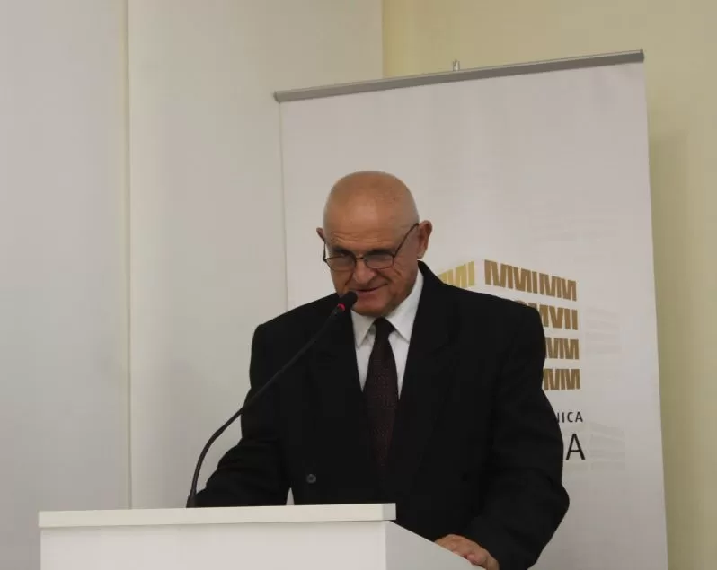 POETSKA VEČER: Predstavljena prva zbirka pjesama Kate Tutić „Divlja rijeka života“