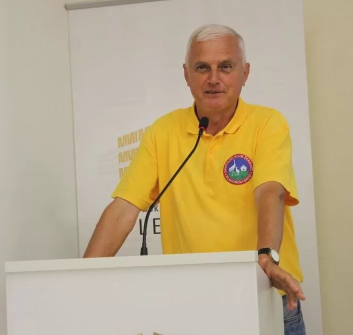 POETSKA VEČER: Predstavljena prva zbirka pjesama Kate Tutić „Divlja rijeka života“