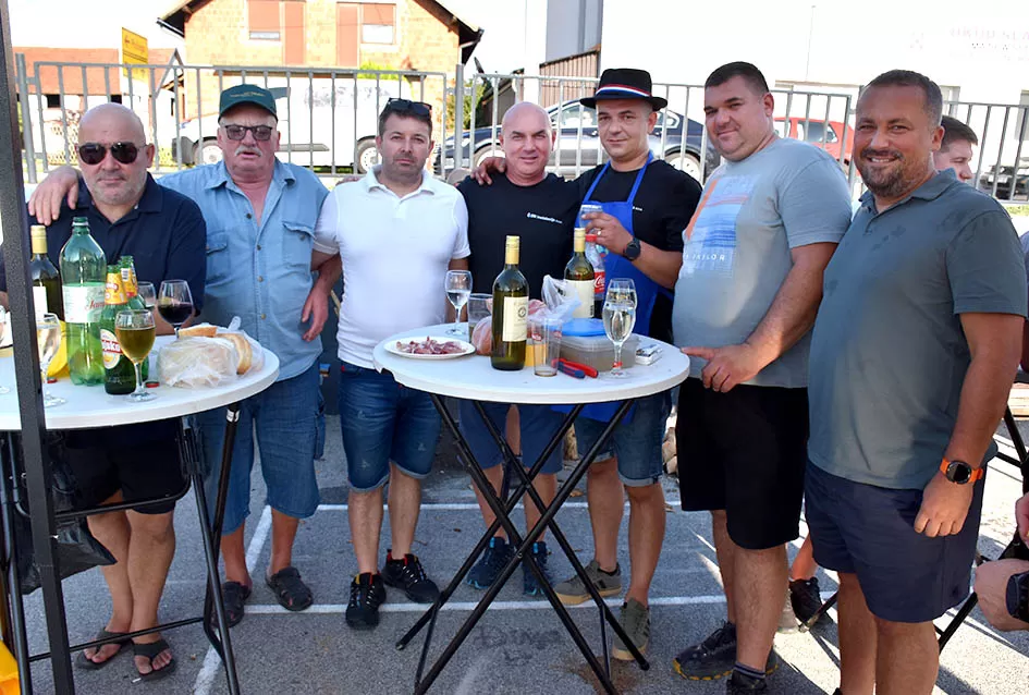 Požežanin Branko Radovanović skuhao najbolji fiš u Jakšiću
