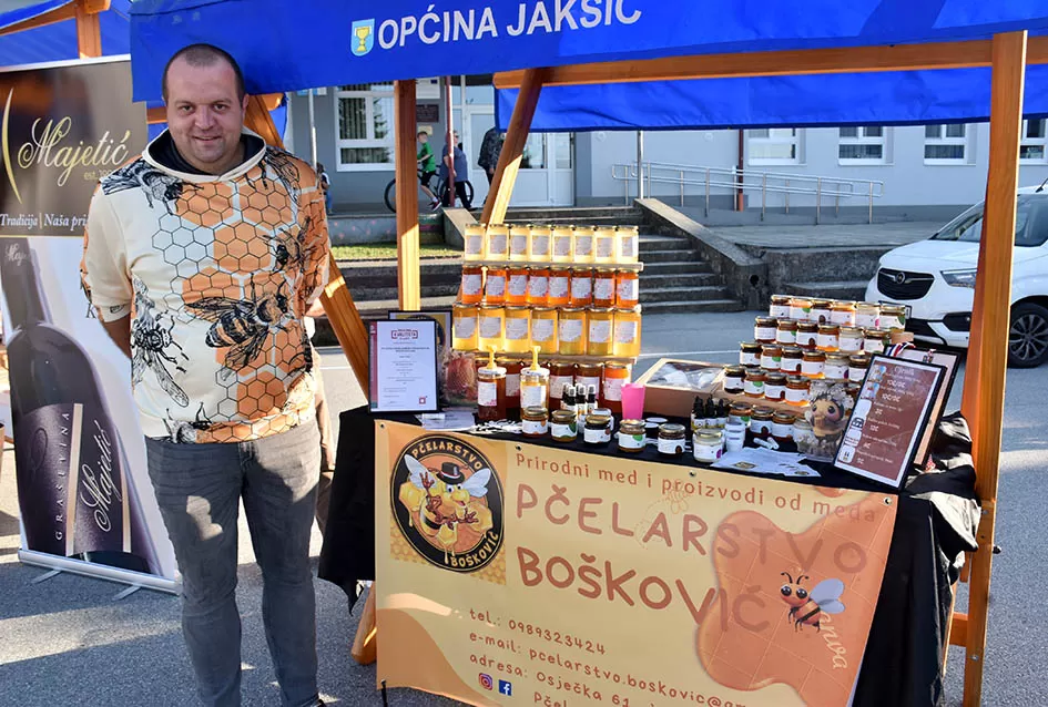Požežanin Branko Radovanović skuhao najbolji fiš u Jakšiću