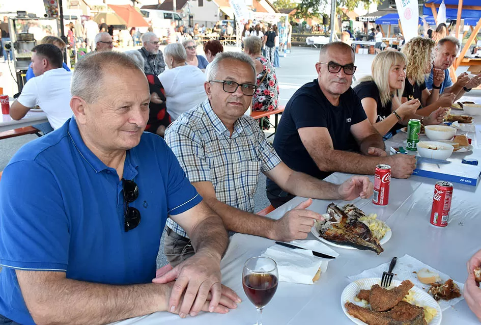 Požežanin Branko Radovanović skuhao najbolji fiš u Jakšiću